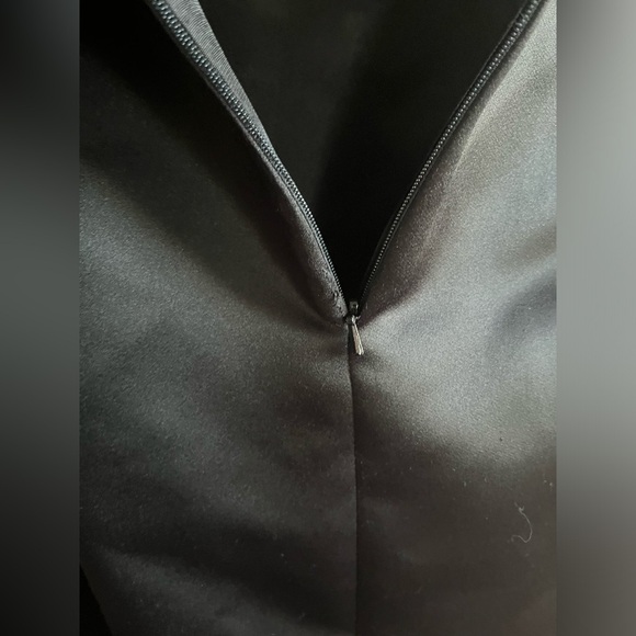 Jessica McClintock Gunne Sax Vintage Black Satin Floral Embroidered Forma Gown - Picture 9 of 12